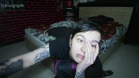 Messalina Horror online show from 04-17-26, 05:27