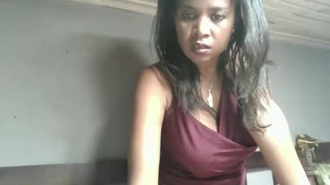 Hortansiaa online show from 05-30-26, 02:47
