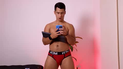 Marcus  Tatti  online show from 12-22-25, 03:25