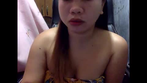 hot_april214 online show from 04-03-26, 07:45