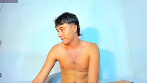 hot boy 04 online show from 04-16-26, 01:12