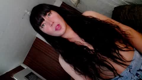 its me CLAUDIA online show from 08-02-26, 04:55