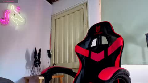 destinyk online show from 04-10-26, 04:12