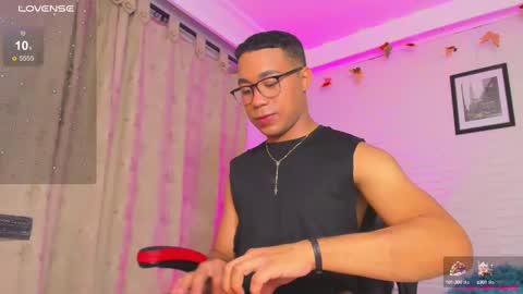 hot_dreams_x online show from 01-02-25, 06:45
