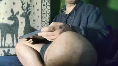 Snapshot of hot_guy36 chatting on 06-07-26, 04:27 hot_guy36 online show from 06-07-26, 04:27