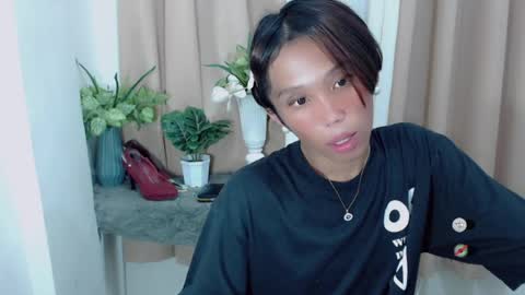 Khianna online show from 05-20-26, 10:21