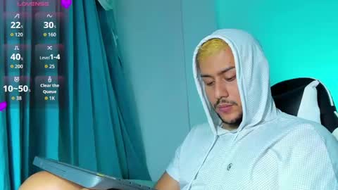 Alejandro online show from 04-06-26, 06:31