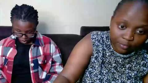 Snapshot of hot_linahh chatting on 01-05-26, 05:49 Linah online show from 01-05-26, 05:49