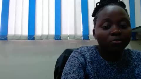 Snapshot of hot_linahh chatting on 01-13-26, 05:35 Linah online show from 01-13-26, 05:35