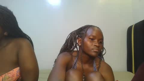 Petite online show from 08-01-26, 04:39
