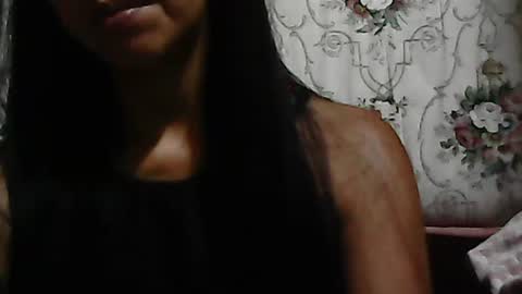 hot_quin11 online show from 07-06-26, 02:03