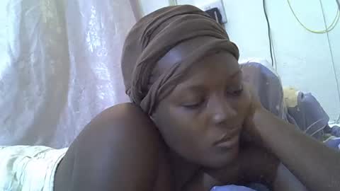 RAYLAH online show from 05-04-26, 07:48