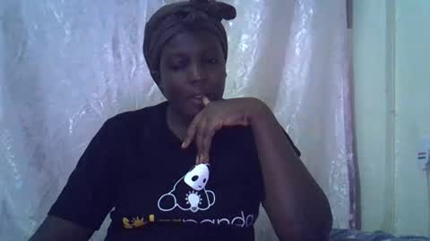 RAYLAH online show from 05-17-26, 05:31