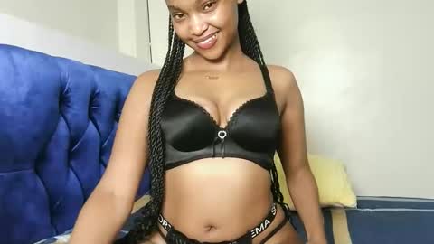 Snapshot of hot_sexy_babe chatting on 05-22-26, 12:40 Bellah online show from 05-22-26, 12:40