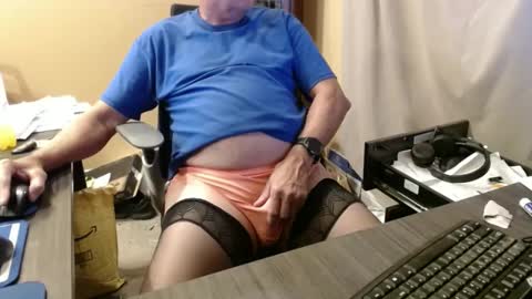 Snapshot of hot_sissyslut chatting on 09-28-25, 03:56 SissySlutBitch online show from 09-28-25, 03:56