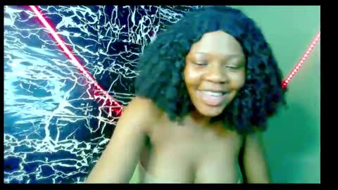 Snapshot of hot_stellaa chatting on 01-17-25, 12:10 Stella online show from 01-17-25, 12:10