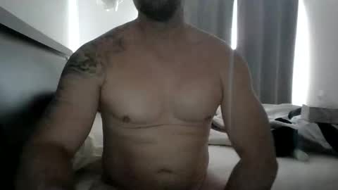 Snapshot of hotandhard123321 chatting on 05-04-26, 05:09 hotandhard123321 online show from 05-04-26, 05:09