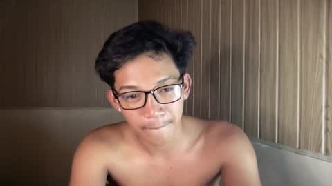 hotasian_jerome online show from 05-10-26, 10:20