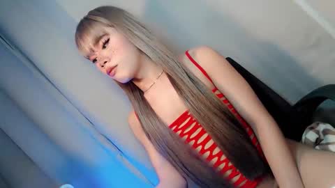 hotchescacummer online show from 02-12-26, 05:30