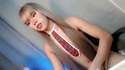 hotchescacummer online show from 02-14-26, 08:05