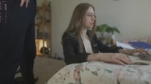 NICK AND NORA online show from 04-11-26, 10:52