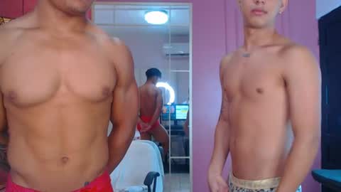 Snapshot of hotcrew_ chatting on 07-18-26, 01:37 Hussain aaron and Ekko online show from 07-18-26, 01:37