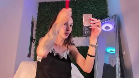 hotfallingdevil online show from 06-21-26, 06:05