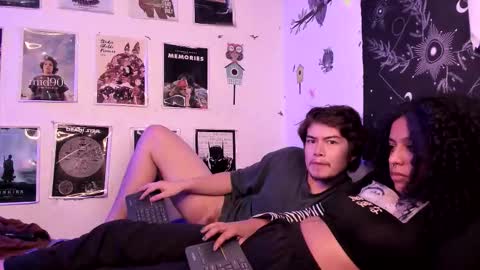 Sam and Nico online show from 02-11-26, 05:34