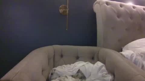 hothousewife333 online show from 09-20-25, 03:07