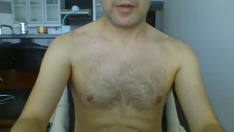 Snapshot of hotitan chatting on 06-14-26, 03:58 hottitan twitter Marianoshcam online show from 06-14-26, 03:58