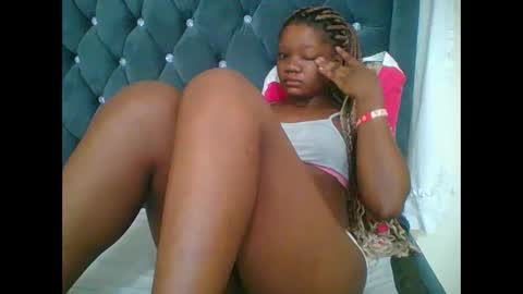 LOYCE online show from 01-11-26, 05:12