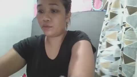 Snapshot of hotlavender chatting on 06-04-26, 02:50 hotlavender online show from 06-04-26, 02:50