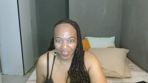 Snapshot of hotlilya chatting on 06-12-26, 08:24 hotlilya online show from 06-12-26, 08:24