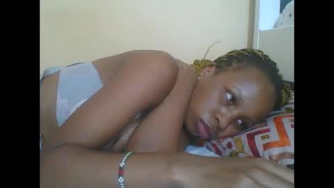 Snapshot of hotlove255 chatting on 01-25-25, 10:40 hotlove255 online show from 01-25-25, 10:40