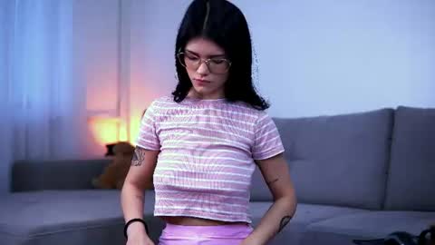 Molly online show from 07-13-26, 03:20