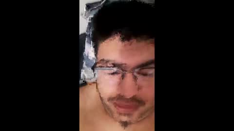 Snapshot of hotrod6970 chatting on 06-06-26, 01:16 hotrod6970 online show from 06-06-26, 01:16
