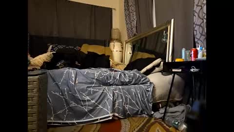 Snapshot of hotrox6942 chatting on 02-18-26, 01:45 hotrox6942 online show from 02-18-26, 01:45