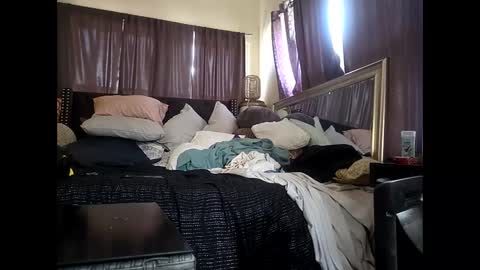 Snapshot of hotrox6942 chatting on 02-25-26, 07:12 hotrox6942 online show from 02-25-26, 07:12