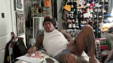 hotstuff775616 online show from 12-22-25, 03:03