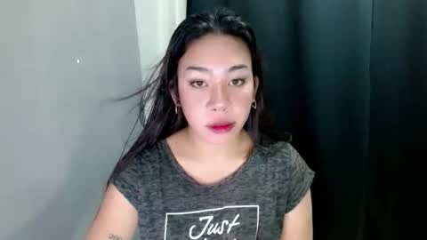jelaigrande  online show from 11-23-25, 09:09