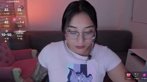 hottbee3645 online show from 02-20-26, 06:41