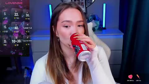 hello Im Eva online show from 05-24-26, 10:09