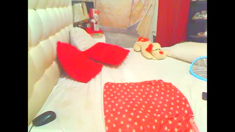 Snapshot of hottesa2019 chatting on 09-20-25, 01:56 THEONE online show from 09-20-25, 01:56