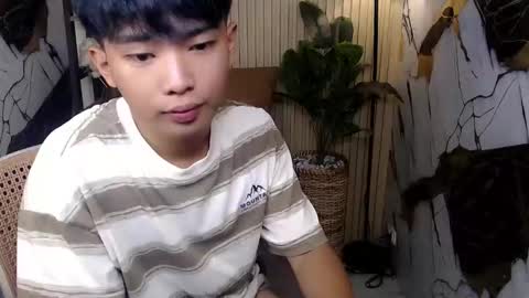 hottestloues online show from 05-25-26, 11:27