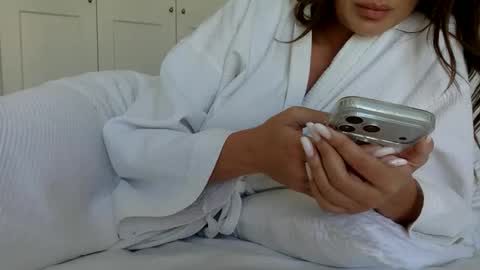 Sexxy      online show from 04-25-26, 10:07