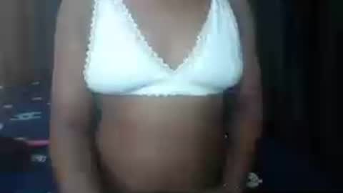 Ella online show from 07-14-26, 09:42
