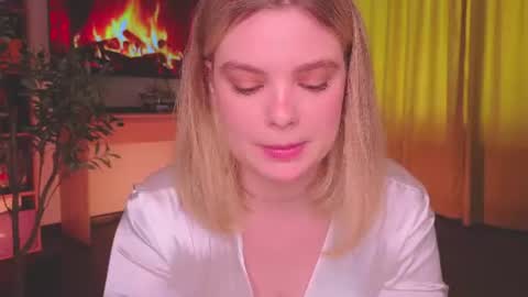 Snapshot of hottie_jane chatting on 07-12-26, 10:17 Jane online show from 07-12-26, 10:17
