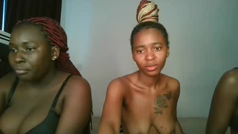 hottie_mistie online show from 05-19-26, 06:31