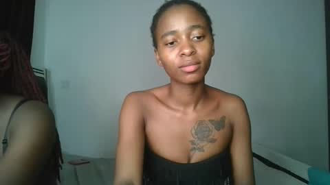 Snapshot of hottie_mistie chatting on 06-01-26, 06:31 hottie_mistie online show from 06-01-26, 06:31