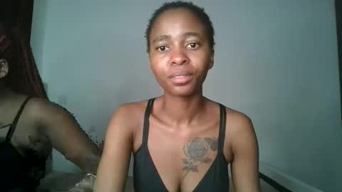 Snapshot of hottie_mistie chatting on 06-08-26, 06:08 hottie_mistie online show from 06-08-26, 06:08